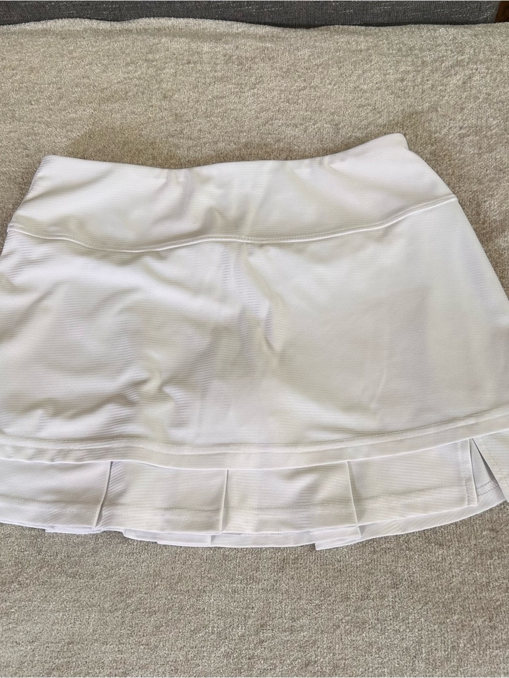 Bollé White Women’s Tennis or Golf Skirt with Pleated Hem